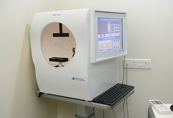 Eye checking machine